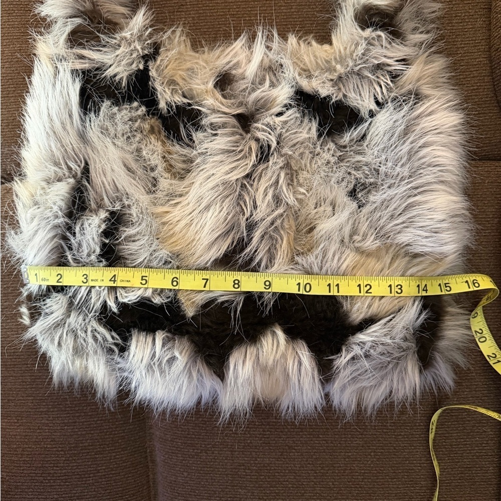 Faux Fur Handbag working actress production - Picture 5 of 5